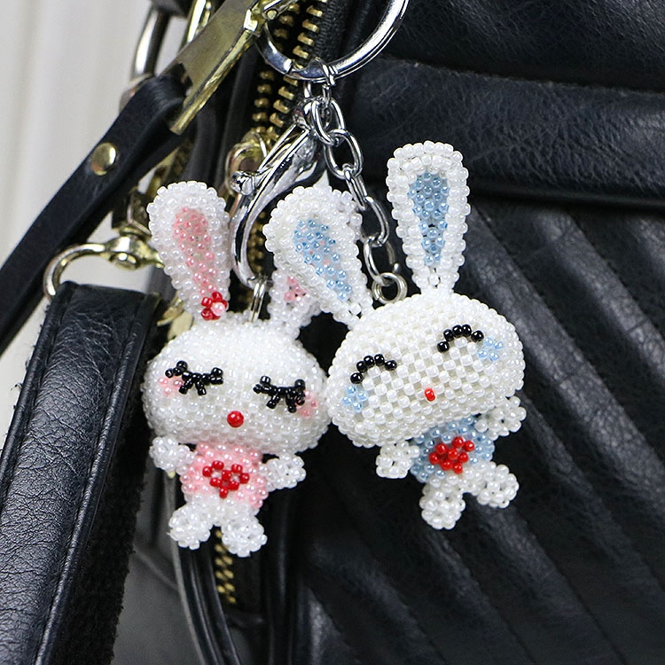 Luxury Bags Made In China - Llavero de conejo con cuentas hecho