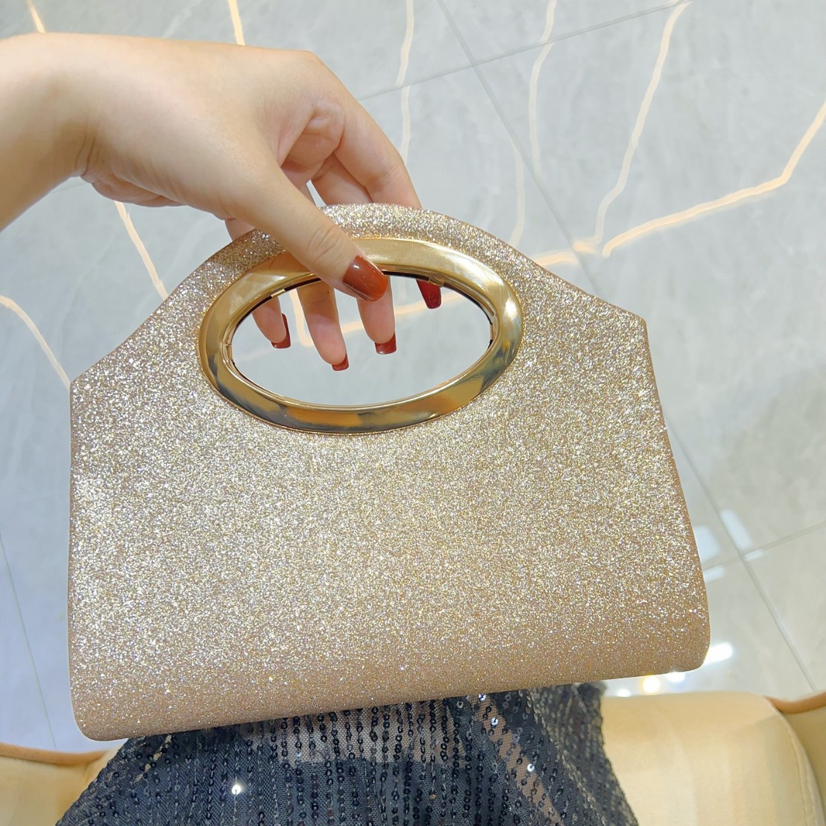 Luxury Bags News - Nuevo bolso de mano transfronterizo para