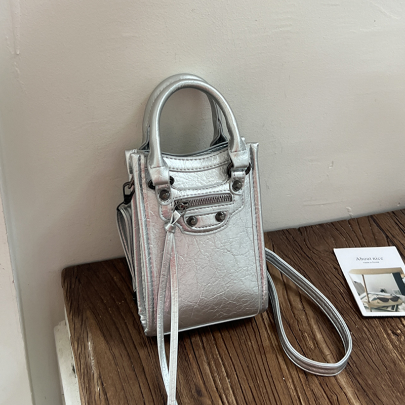 Luxury Bags 2026 Trends - Nuevo Bolso de Mano Pequeño de