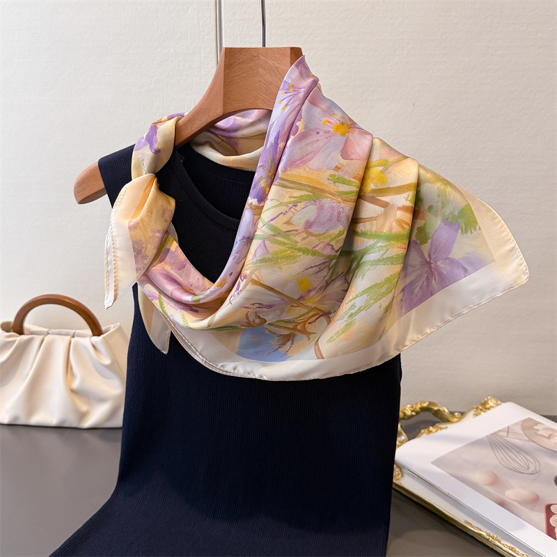 Pañuelo cuadrado de imitación  - Luxury Bags For Summer reseña y precio