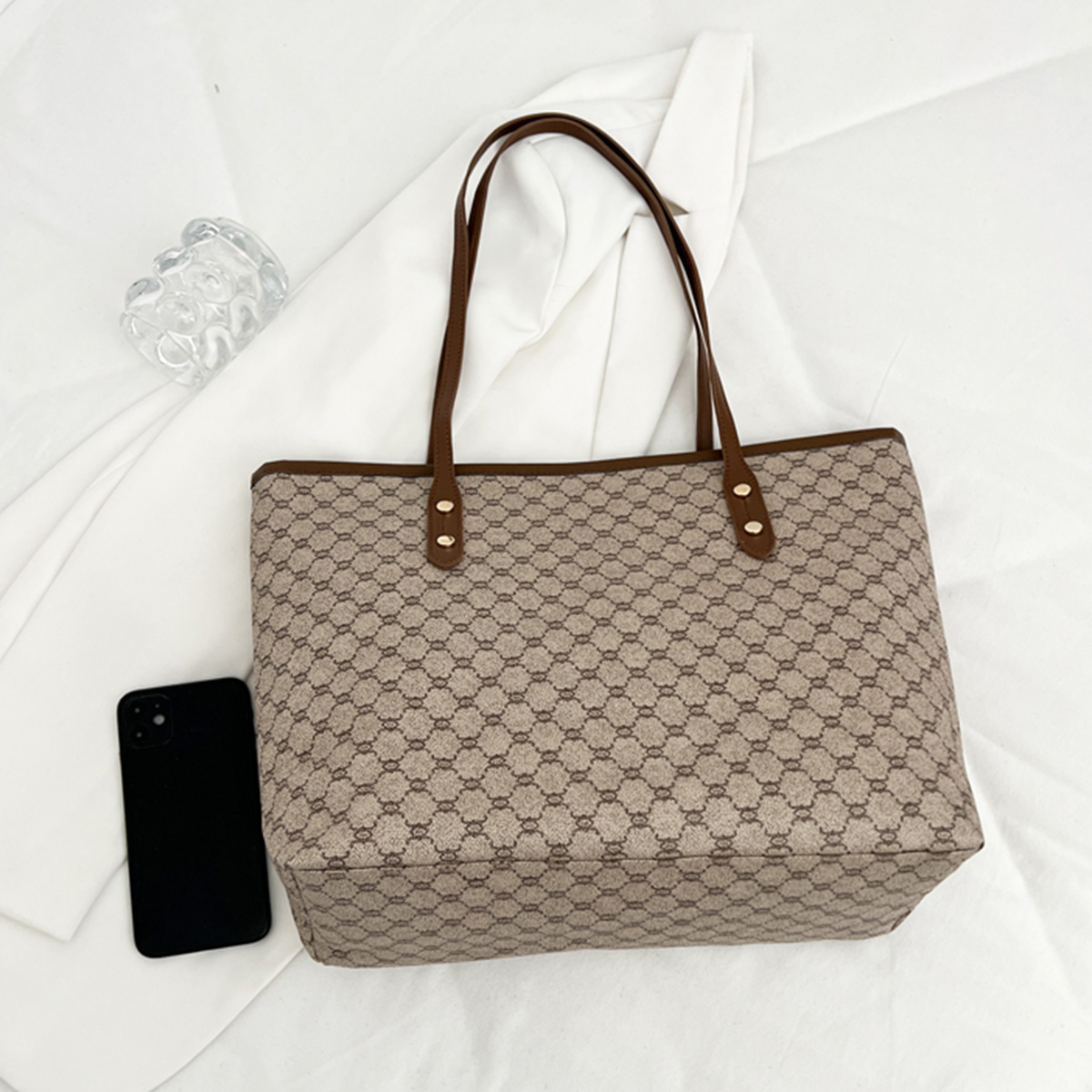 Bolso de Hombro Vintage de Luj - Tote Bag Leather Monogram reseña y precio