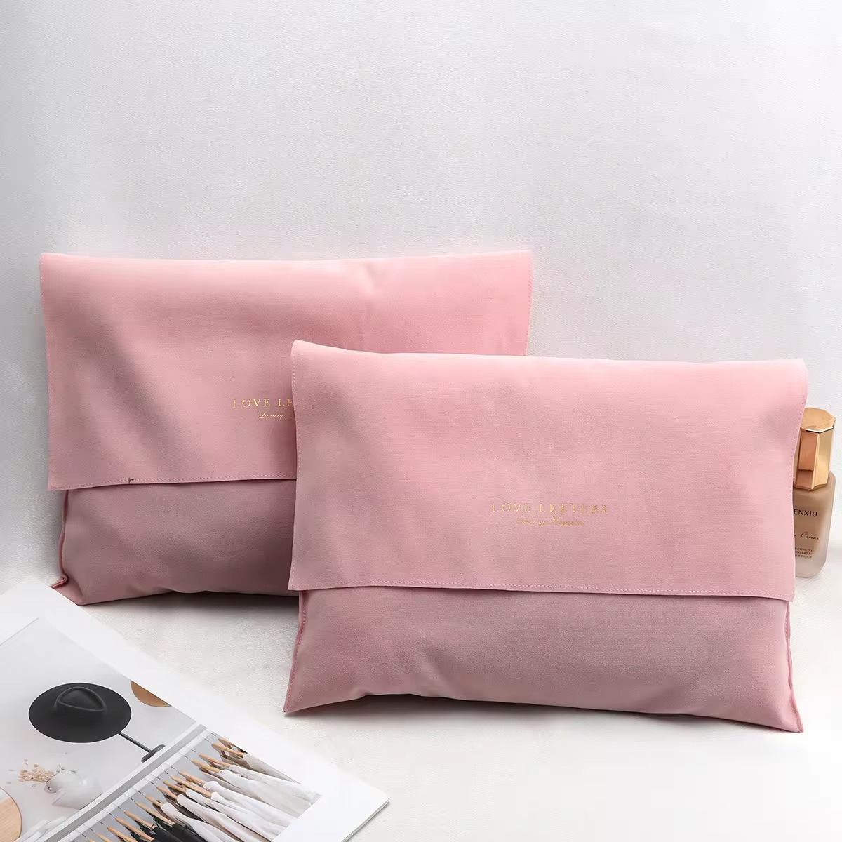 Bolsa de terciopelo con impres - Luxury Bags Logo reseña y precio