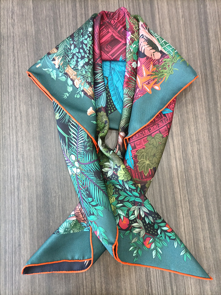 Pañuelo de seda de 90 cm para  - Luxury Bags For Summer reseña y precio
