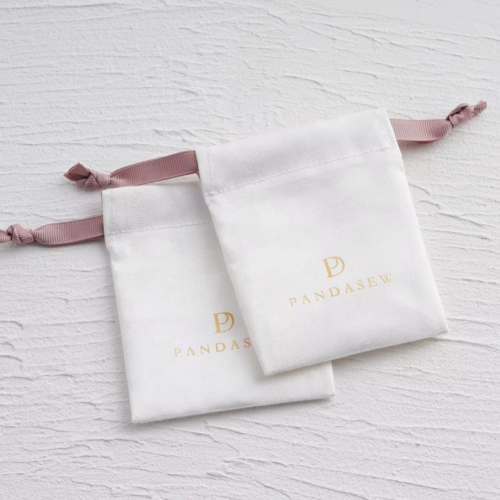 Bolsa de Joyería de Lujo con C - Luxury Bags Logo reseña y precio