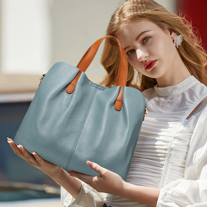 Bolsos cruzados de piel de vac - Luxury Bags News reseña y precio