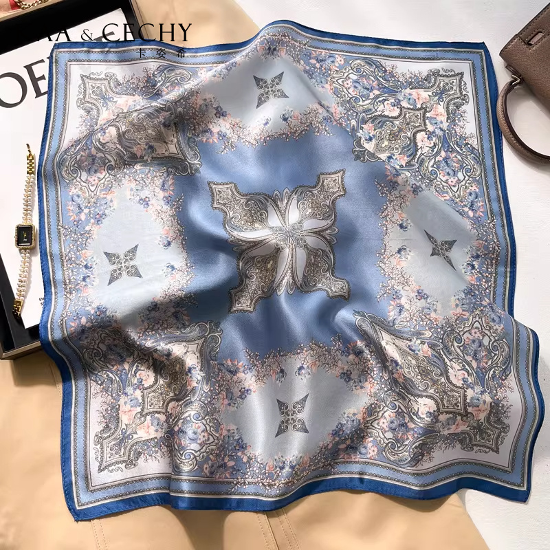 Pañuelo Cuadrado de Seda de Mo - Luxury Bags In China reseña y precio