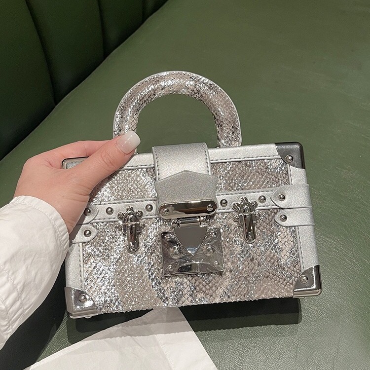 Bolso de pañales de diseñador  - Luxury Bags Logo reseña y precio